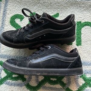 Vans Woman Size 9 Black